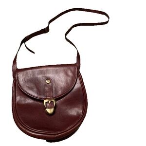 Elegant Brown Leather Shoulder Bag